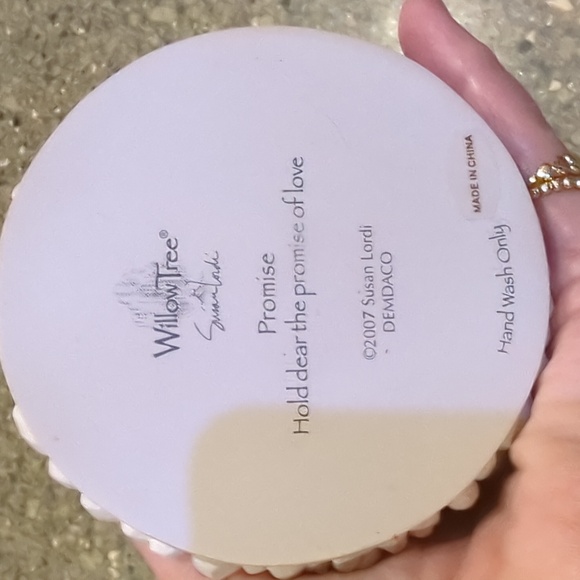 Willow Tree Promise Cake Topper - Picture 4 of 5